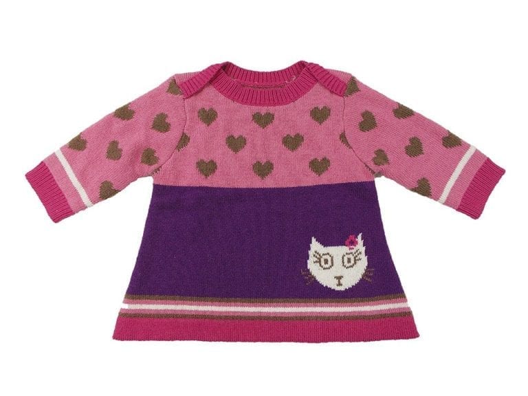 children's knitted dress with hearts and a cat on