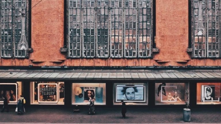 We went to see the film 'Lion' at the Showcase Nottingham Cinema de Lux - find out what we thought of the oversized reclining seats as well as the film!