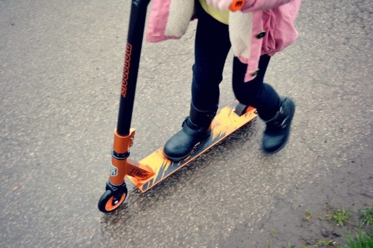 Tips to Learn Pro Scooter Stunts as a Beginner