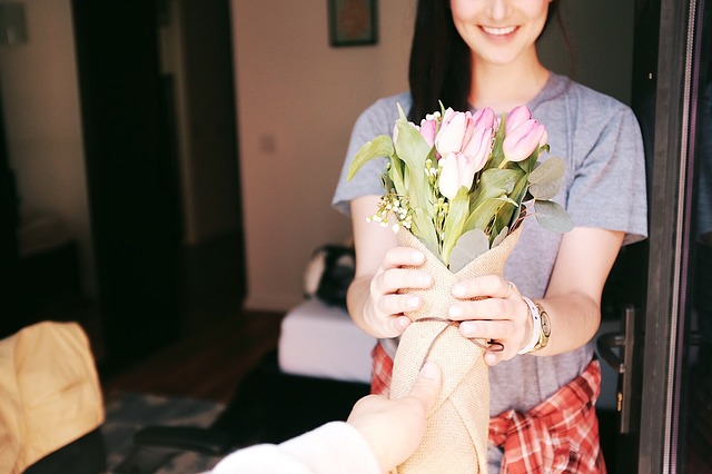5 Thoughtful Gifts for Recovering Addicts
