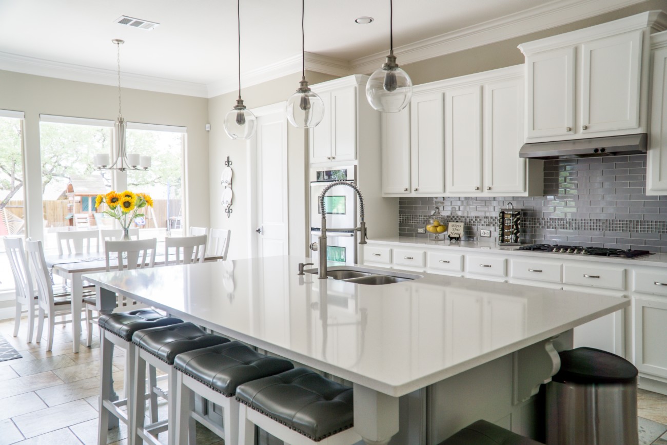 Should you Remodel Your Home Yourself or Should you Hire a Professional?