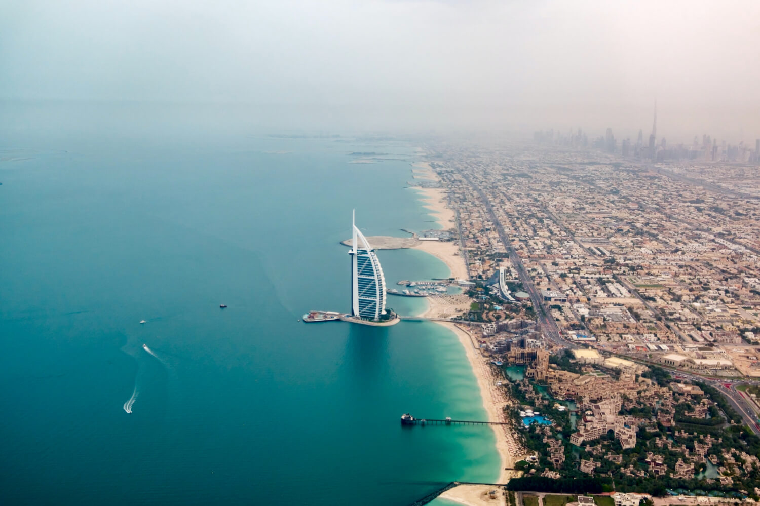Moving to Middle Eastern Countries: A Guide to Streamline the Relocation Process