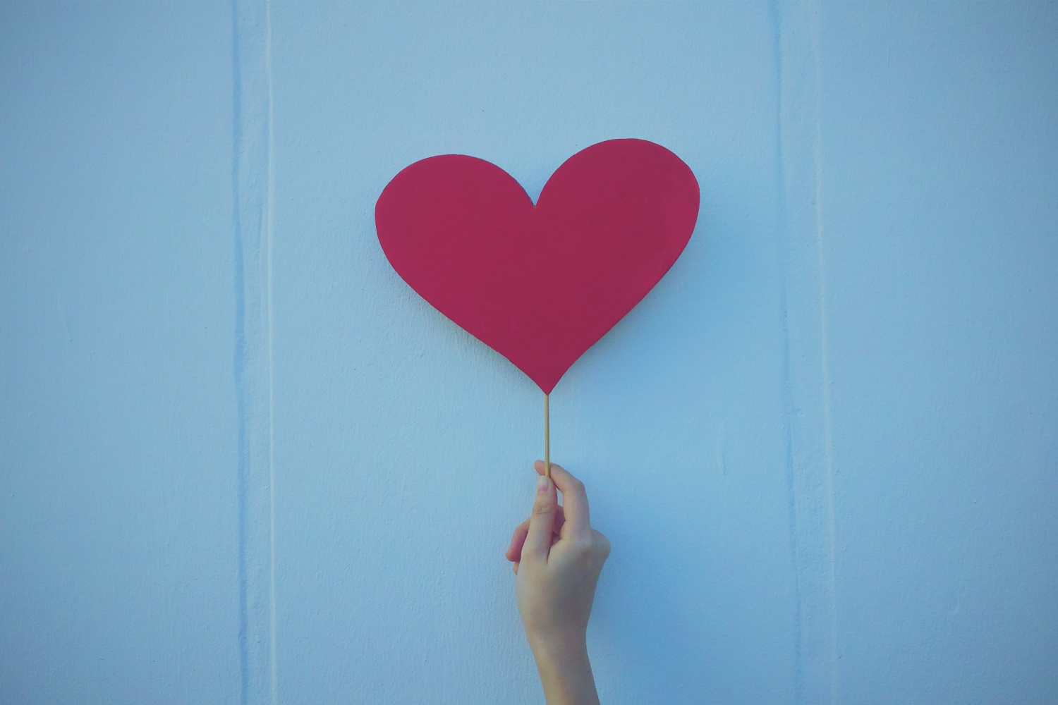 Social Media Hacks to Impress Your Partner This Valentine’s Day